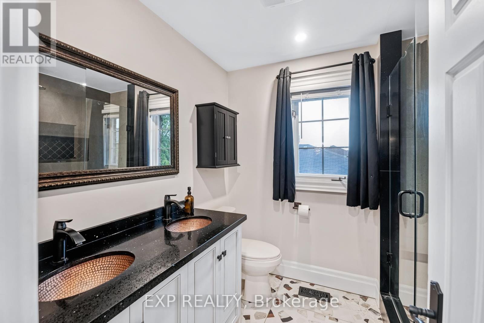 67 Geoffrey Crescent, Whitchurch-Stouffville, Ontario  L4A 5C1 - Photo 34 - N12428811