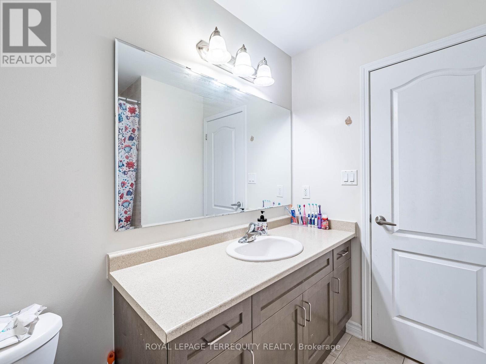 903 Penson Crescent, Milton, Ontario  L9T 8Z8 - Photo 32 - W12428671