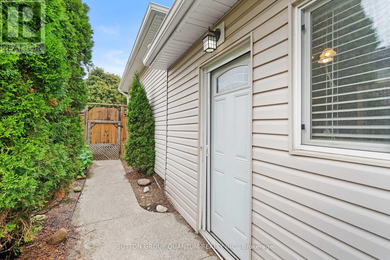 244 Bousfield Crescent, Milton, Ontario  L9T 3G7 - Photo 46 - W12428691