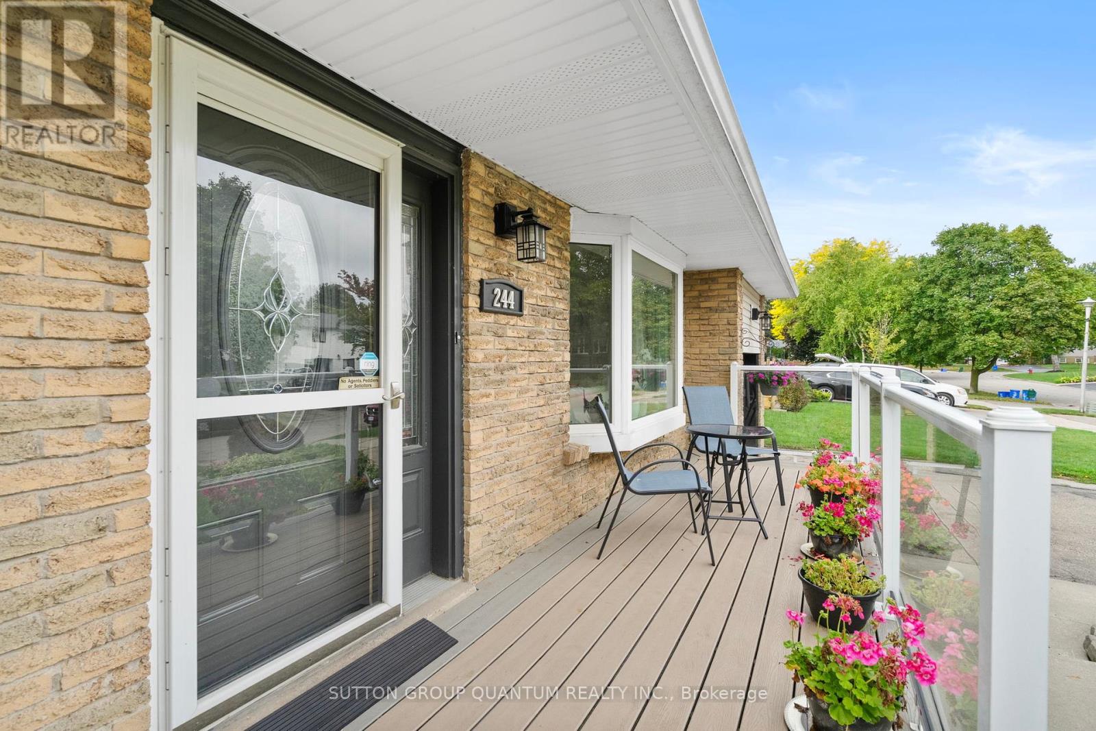 244 Bousfield Crescent, Milton, Ontario  L9T 3G7 - Photo 5 - W12428691