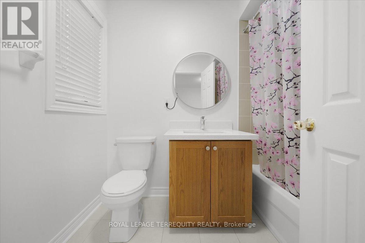 482 Cedric Terrace, Milton, Ontario  L9T 7T9 - Photo 36 - W12428695