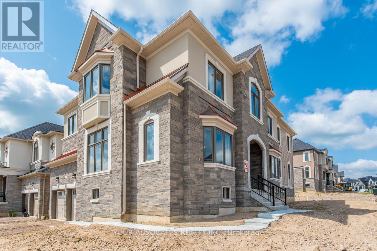 117 James Walker Avenue, Caledon, Ontario  L7C 4N1 - Photo 4 - W12428707