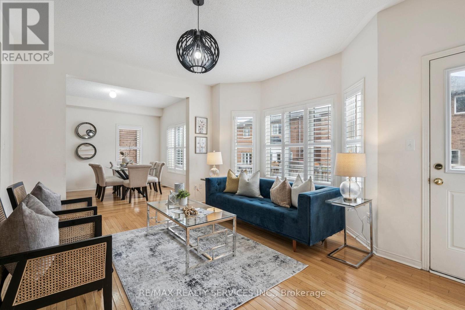 237 Valleyway Drive, Brampton, Ontario  L6X 0N9 - Photo 12 - W12428727