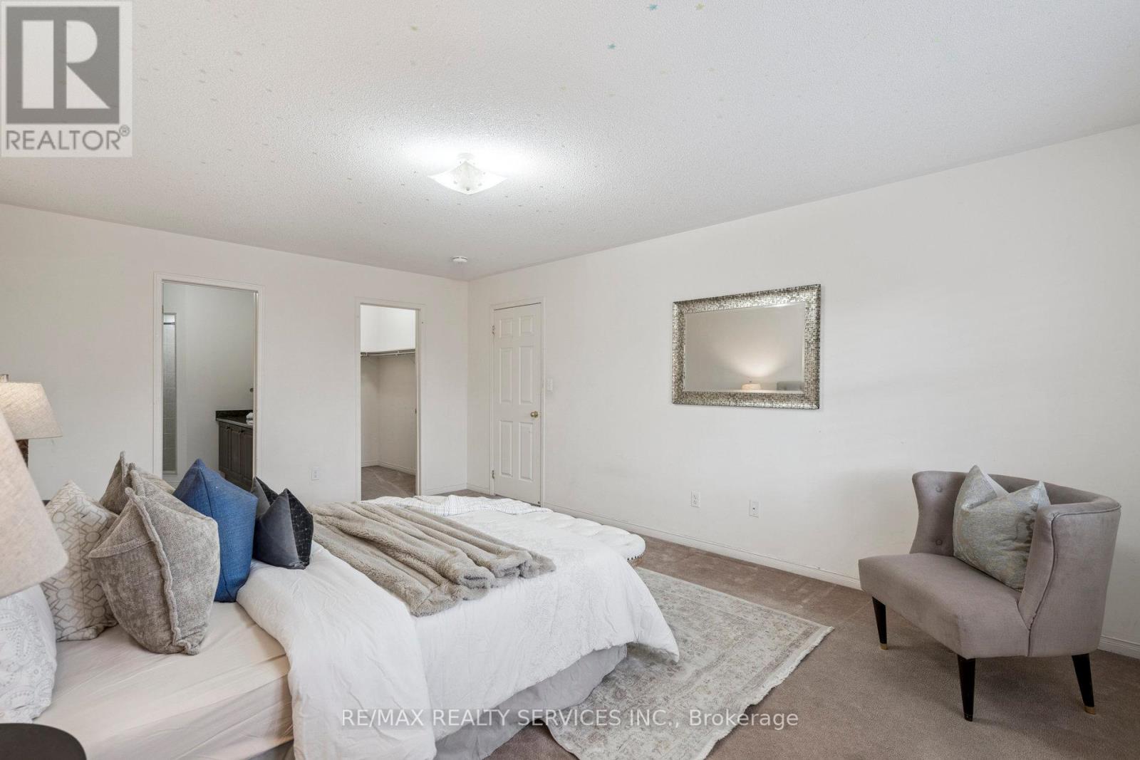 237 Valleyway Drive, Brampton, Ontario  L6X 0N9 - Photo 23 - W12428727