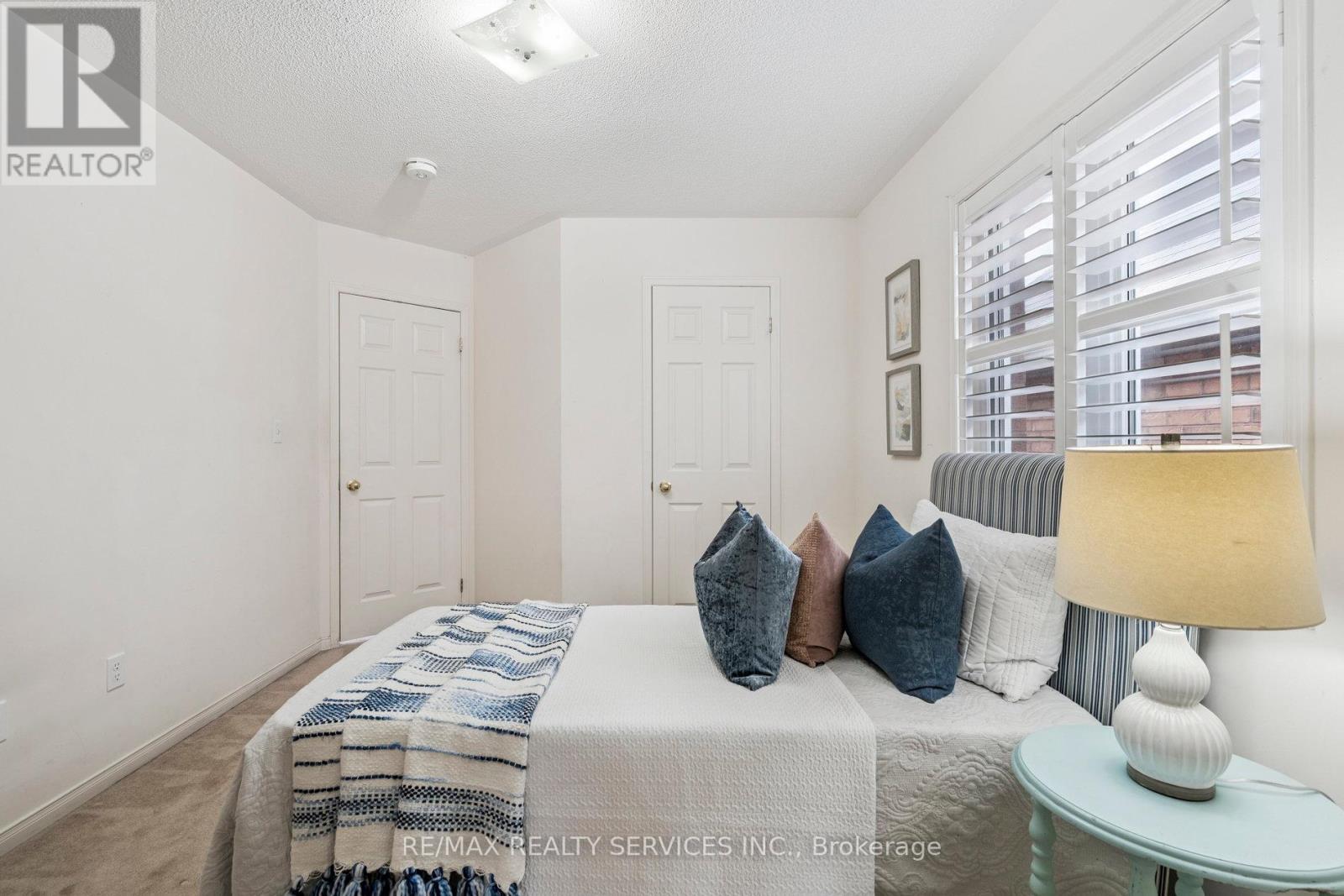 237 Valleyway Drive, Brampton, Ontario  L6X 0N9 - Photo 30 - W12428727
