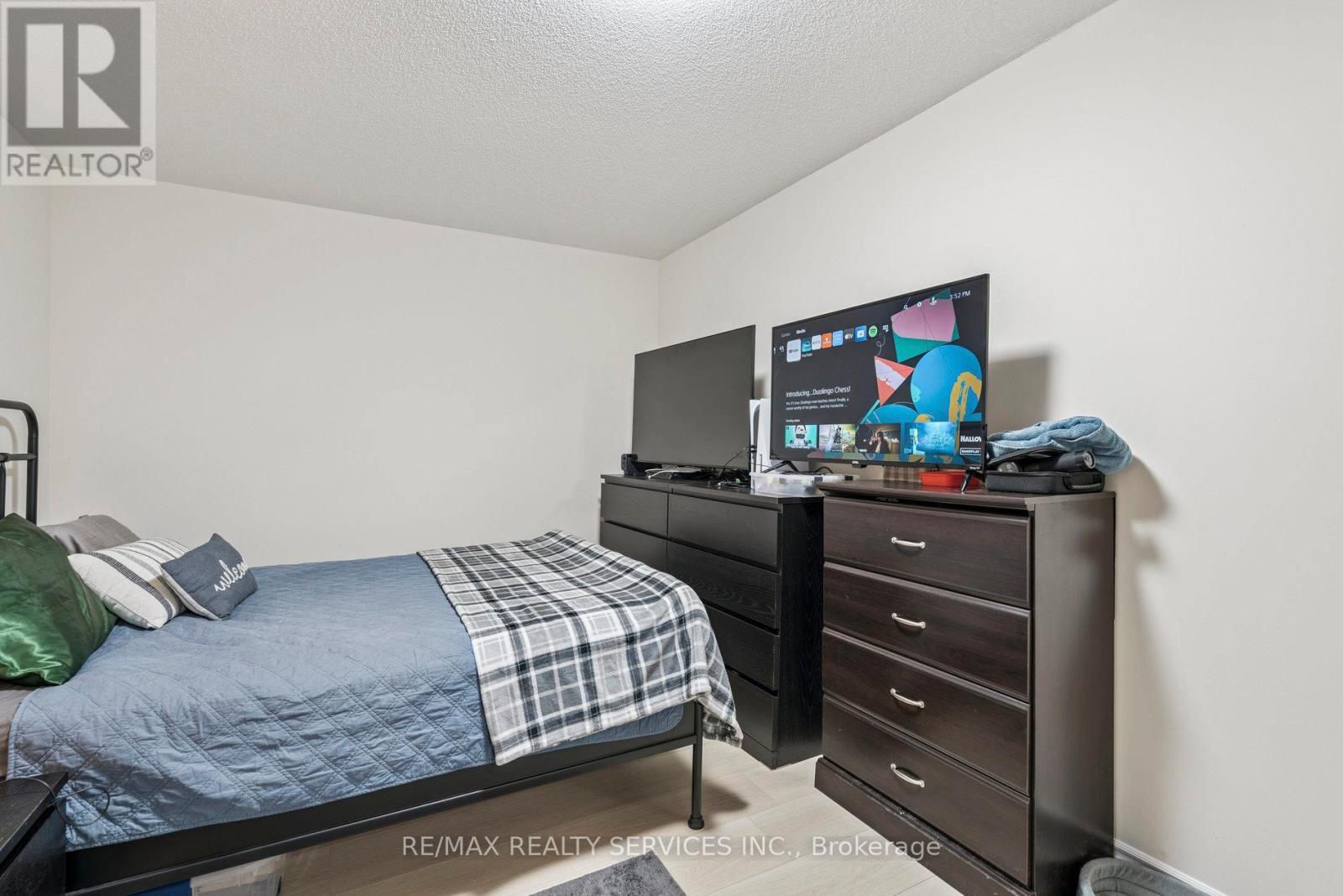 237 Valleyway Drive, Brampton, Ontario  L6X 0N9 - Photo 42 - W12428727