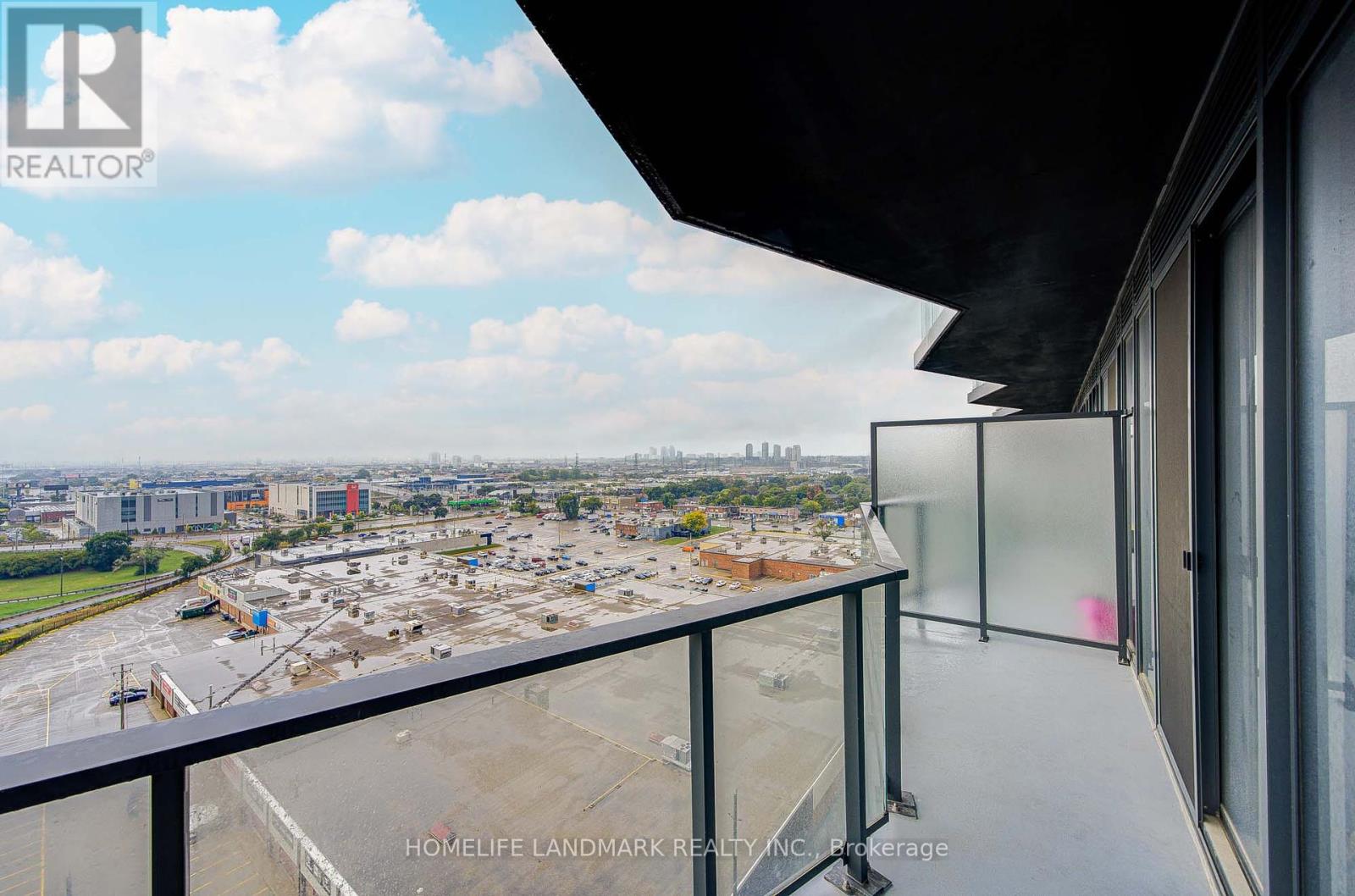 1410 - 36 Zorra Street, Toronto (Islington-City Centre West), Ontario  M8Z 0G5 - Photo 12 - W12428763