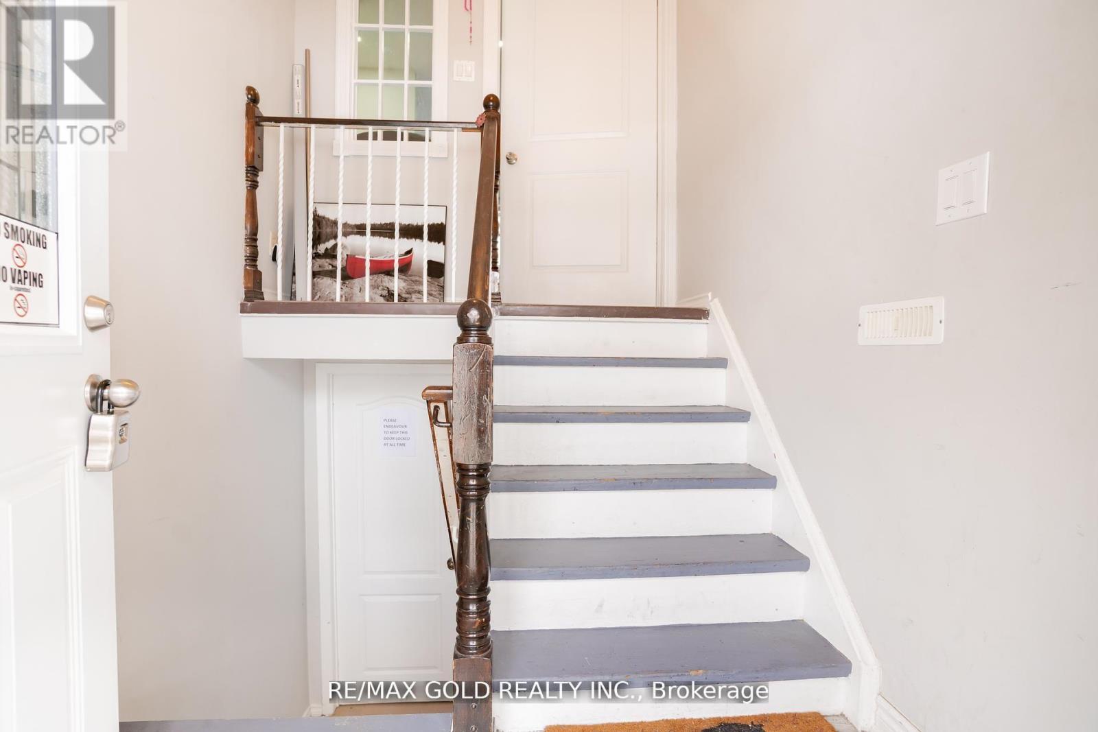 65 Abell Drive, Brampton, Ontario  L6V 2W1 - Photo 4 - W12428768