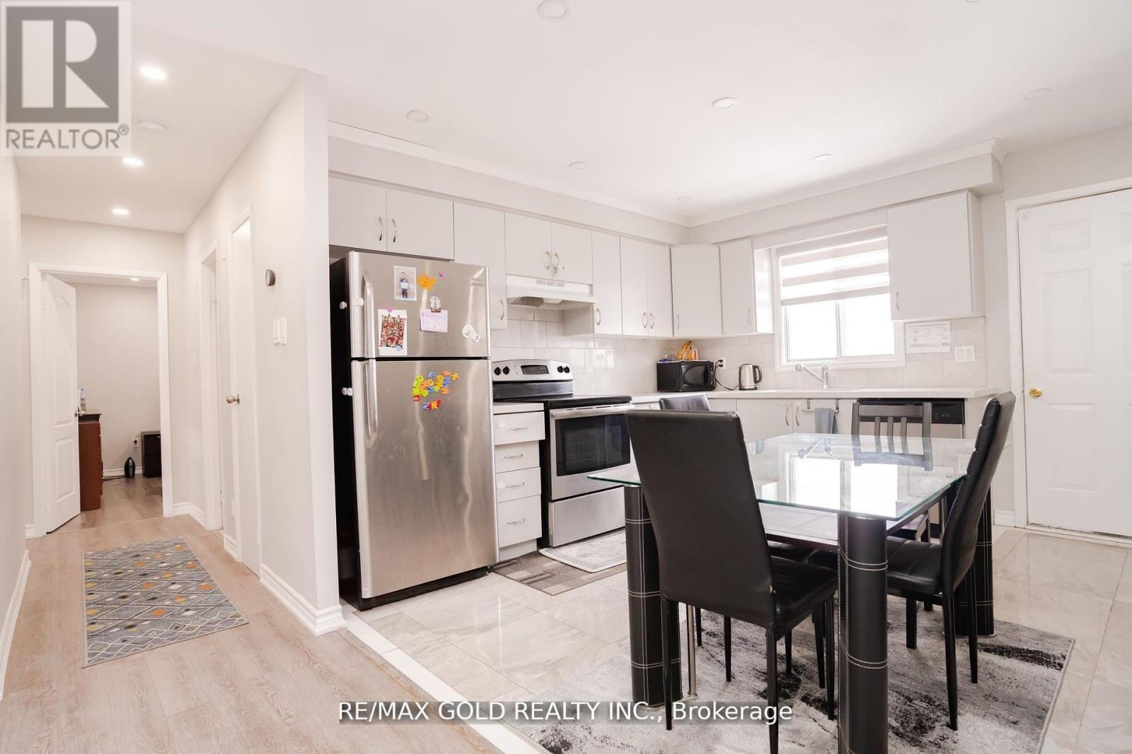 65 Abell Drive, Brampton, Ontario  L6V 2W1 - Photo 8 - W12428768