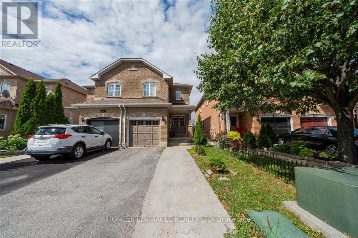 326 Albright Road, Brampton, Ontario  L6X 0H8 - Photo 4 - W12428776
