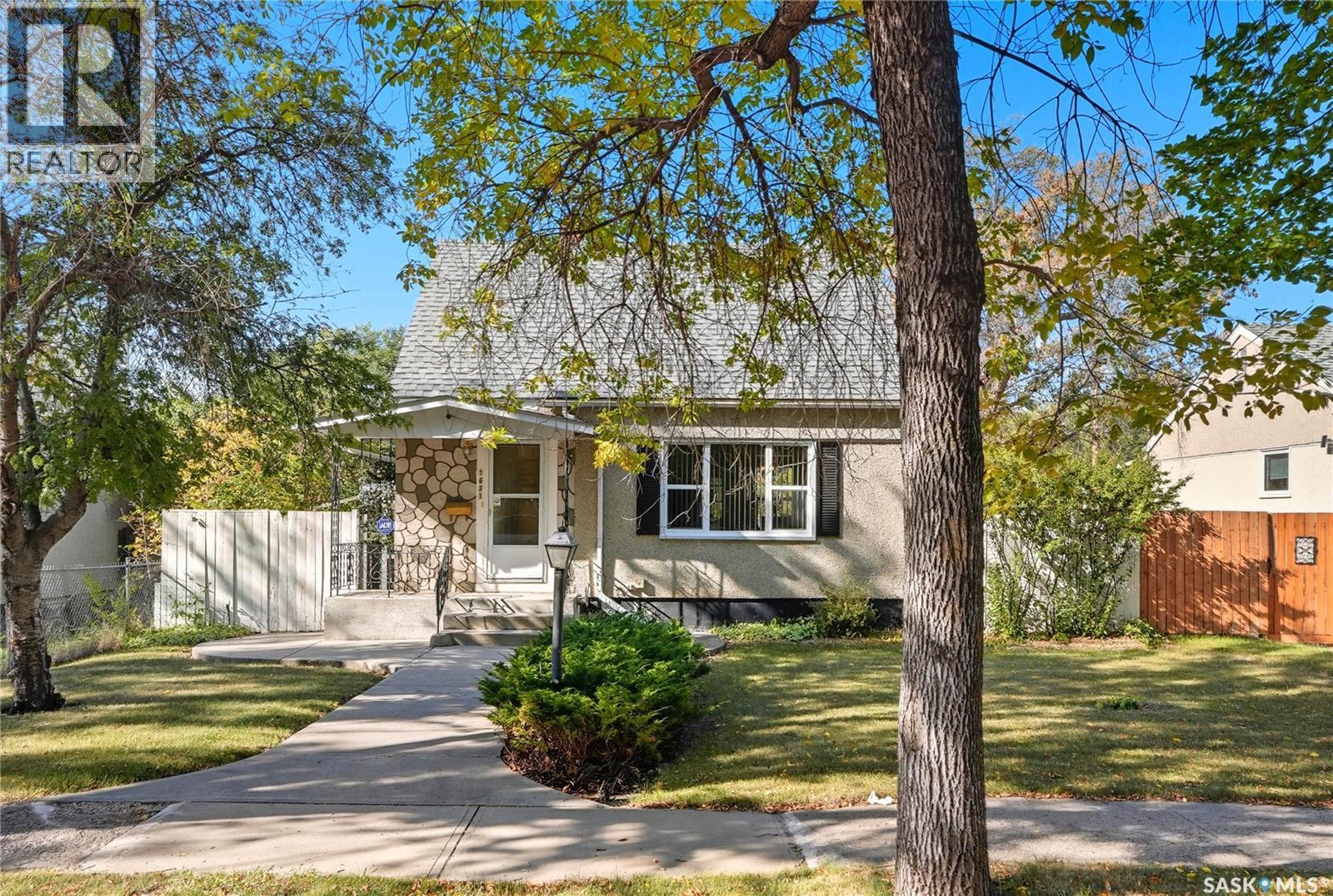 1631 97th STREET, North Battleford, Saskatchewan