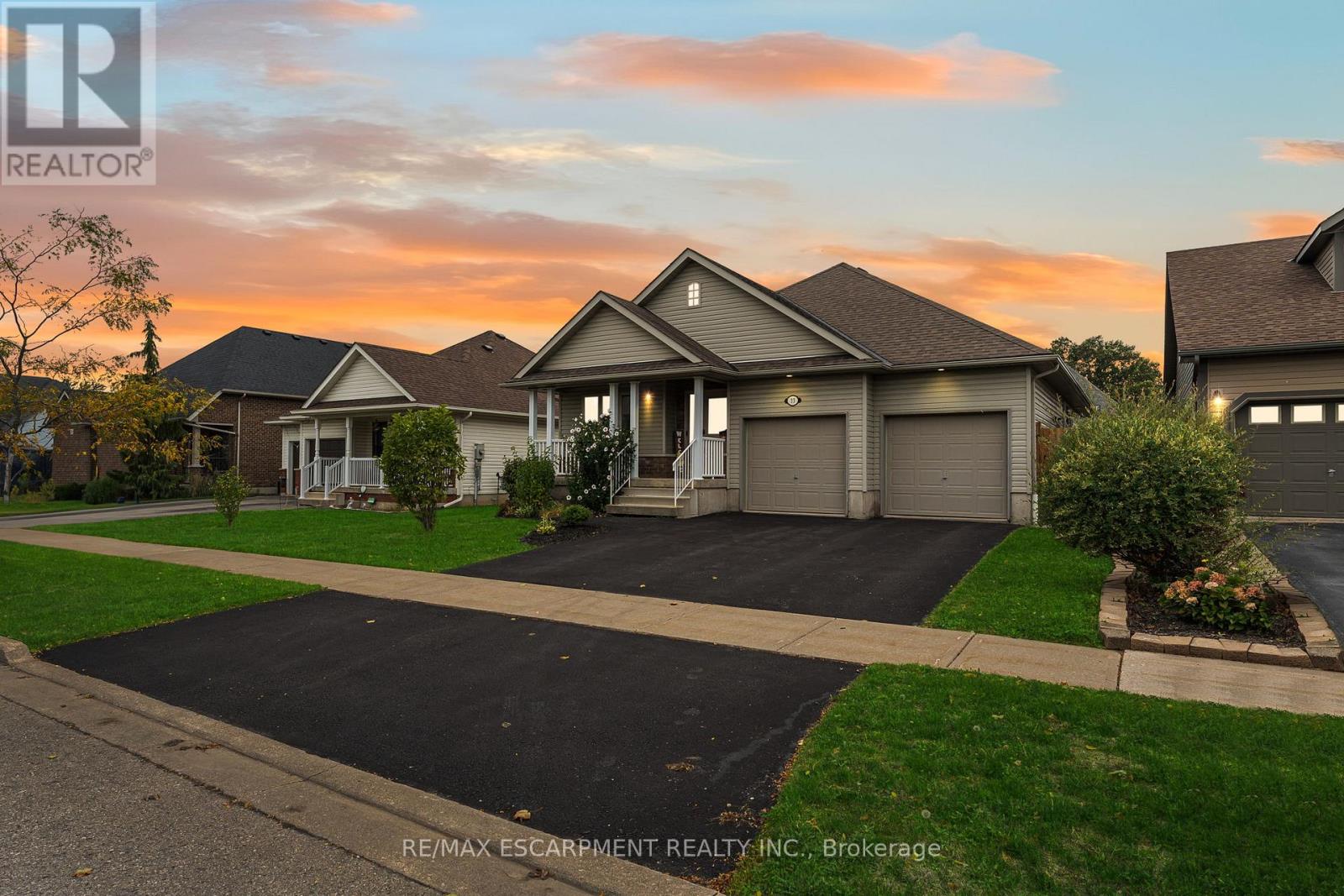 33 SARAH CRESCENT, West Lincoln, Ontario