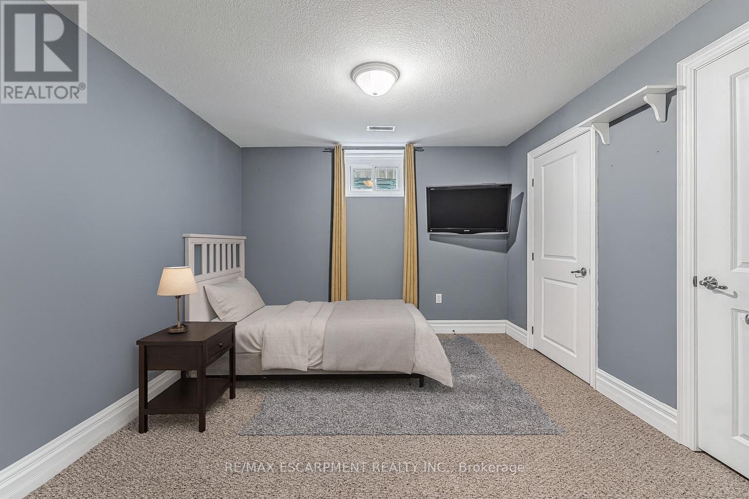 33 Sarah Crescent, West Lincoln, Ontario  L0R 2A0 - Photo 26 - X12428668
