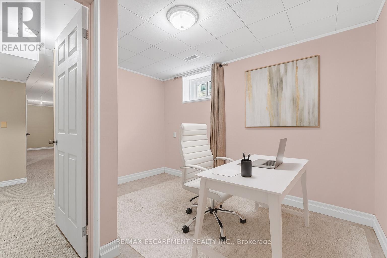 33 Sarah Crescent, West Lincoln, Ontario  L0R 2A0 - Photo 30 - X12428668