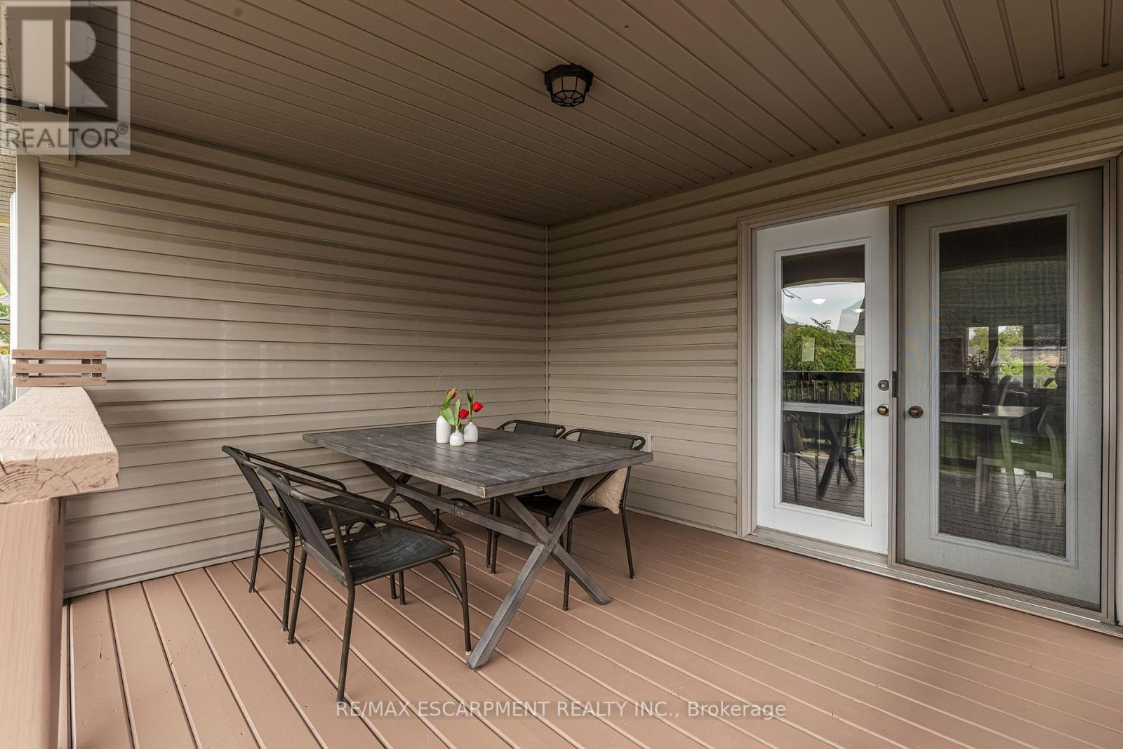 33 Sarah Crescent, West Lincoln, Ontario  L0R 2A0 - Photo 32 - X12428668