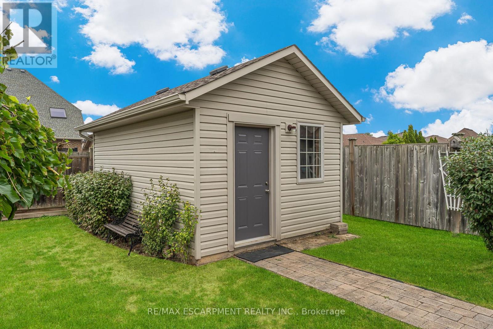 33 Sarah Crescent, West Lincoln, Ontario  L0R 2A0 - Photo 36 - X12428668