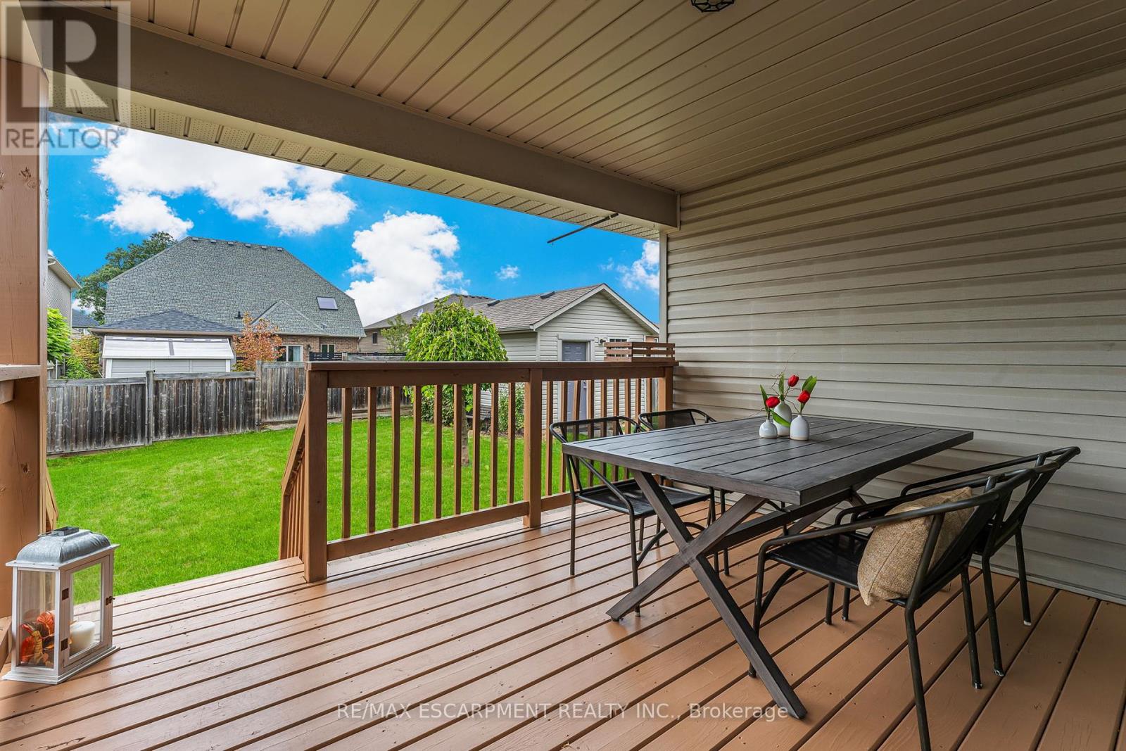 33 Sarah Crescent, West Lincoln, Ontario  L0R 2A0 - Photo 4 - X12428668