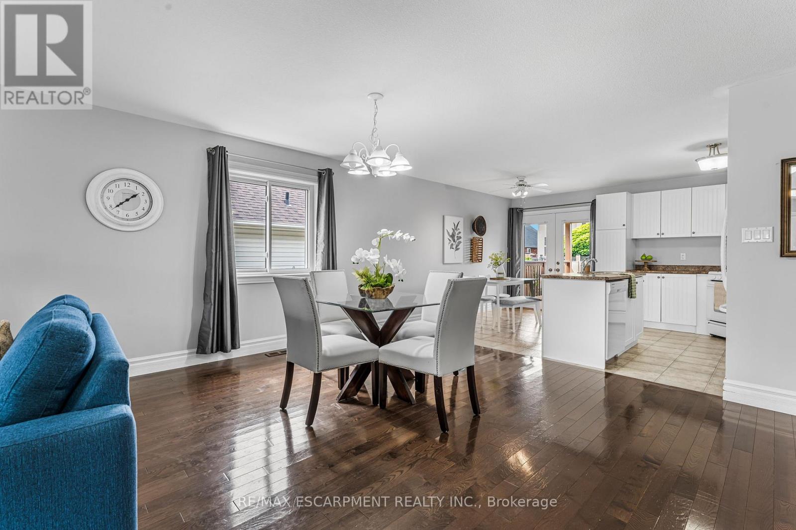 33 Sarah Crescent, West Lincoln, Ontario  L0R 2A0 - Photo 7 - X12428668