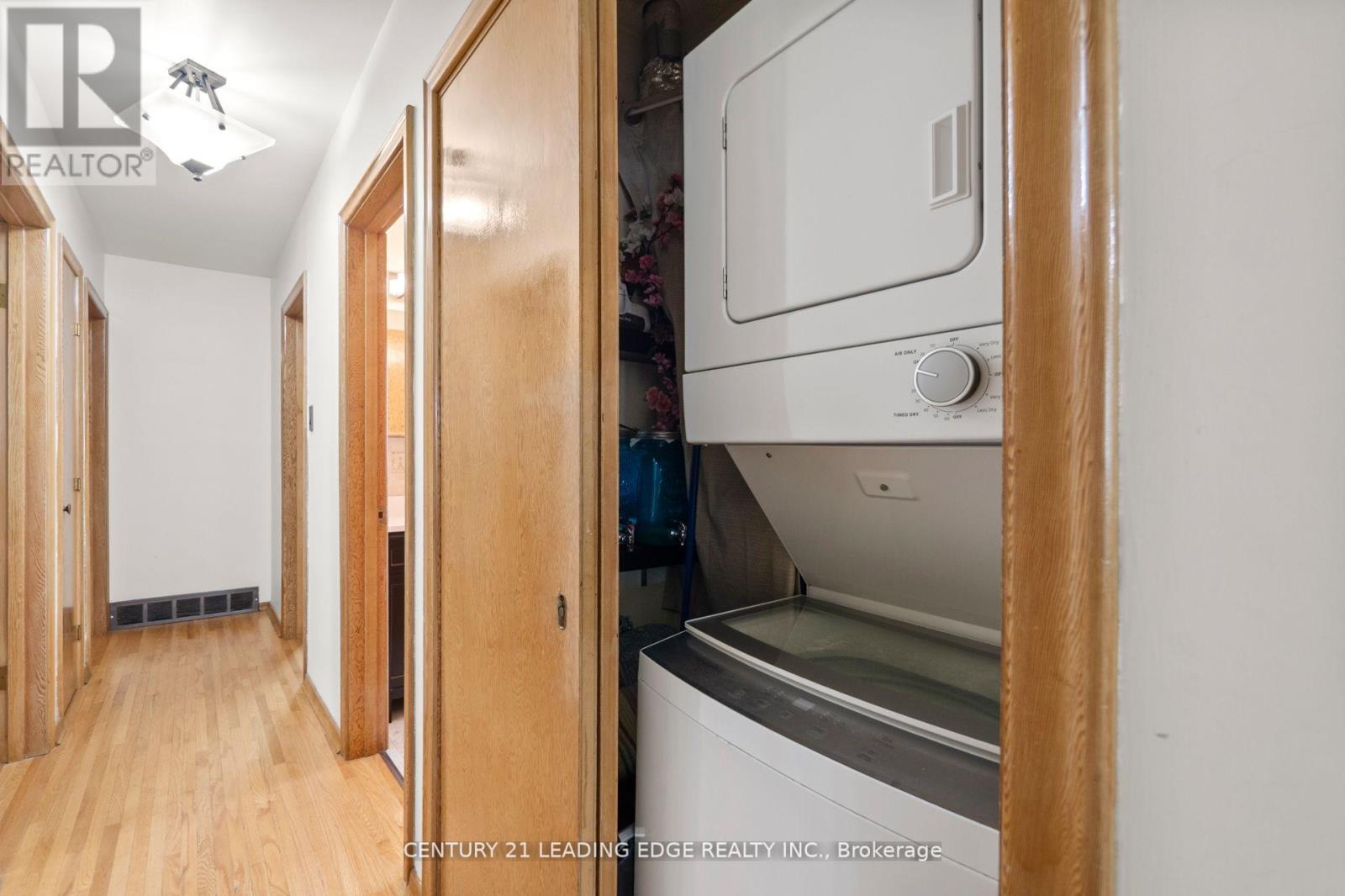 Main - 427 Krug Street, Kitchener, Ontario  N2B 1K9 - Photo 21 - X12428728