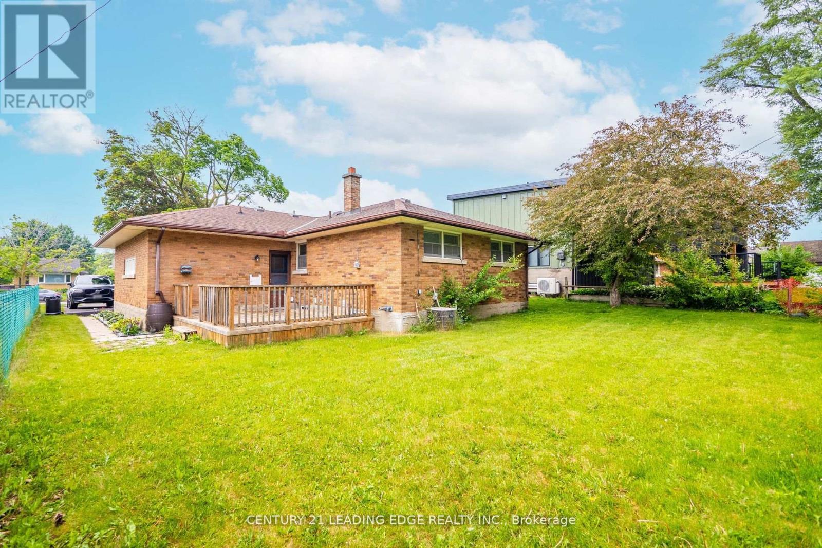 Main - 427 Krug Street, Kitchener, Ontario  N2B 1K9 - Photo 26 - X12428728