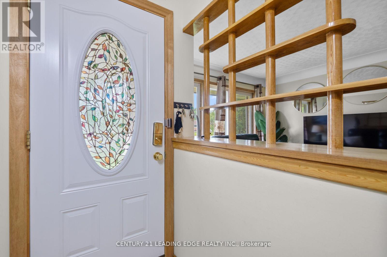 Main - 427 Krug Street, Kitchener, Ontario  N2B 1K9 - Photo 6 - X12428728