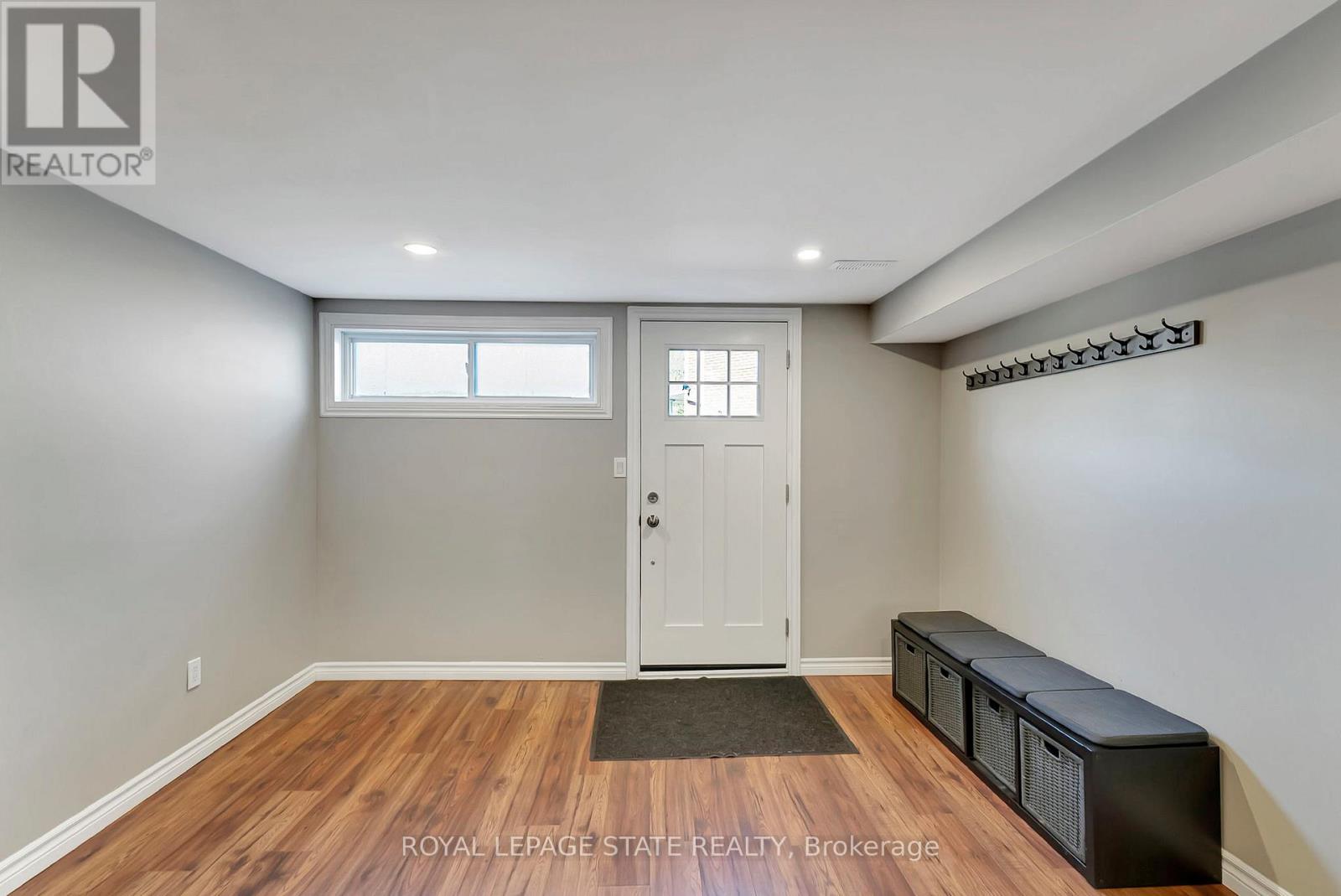 41 Yeoville Court, Hamilton, Ontario  L9C 5W4 - Photo 30 - X12428746