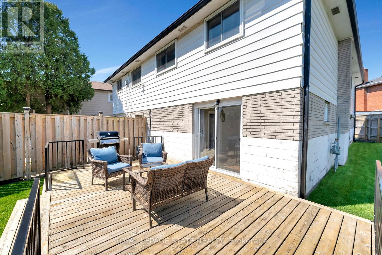 41 Yeoville Court, Hamilton, Ontario  L9C 5W4 - Photo 40 - X12428746