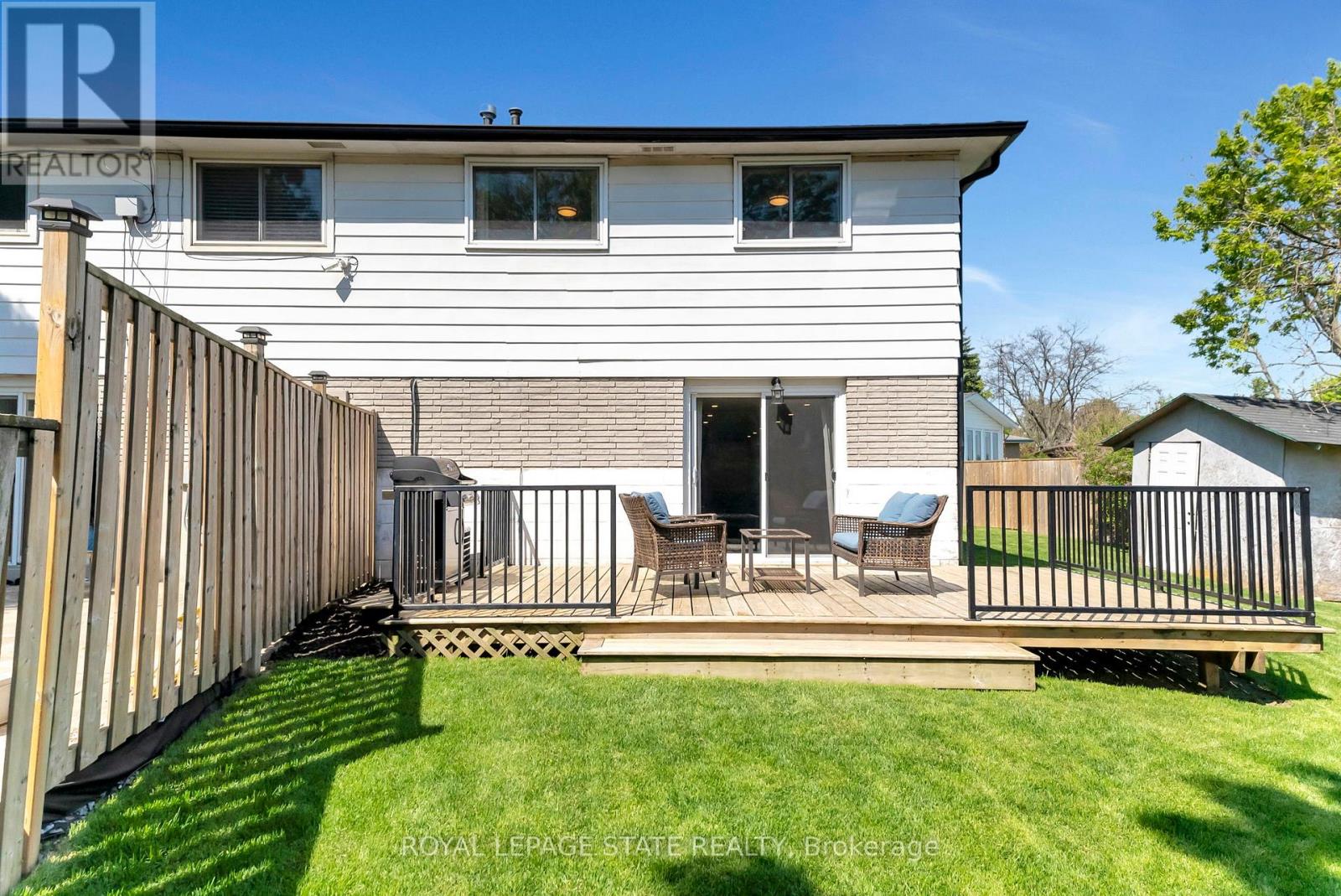 41 Yeoville Court, Hamilton, Ontario  L9C 5W4 - Photo 43 - X12428746