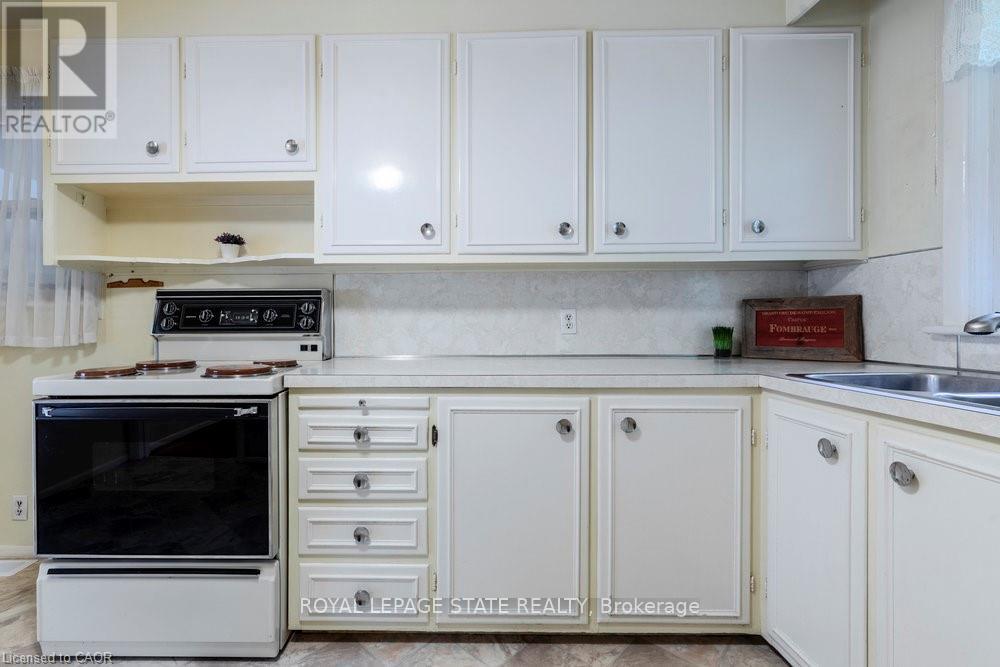 Lorem Ipsum Dolo, Hamilton, Ontario  L9H  - Photo 11 - DEMO28917544