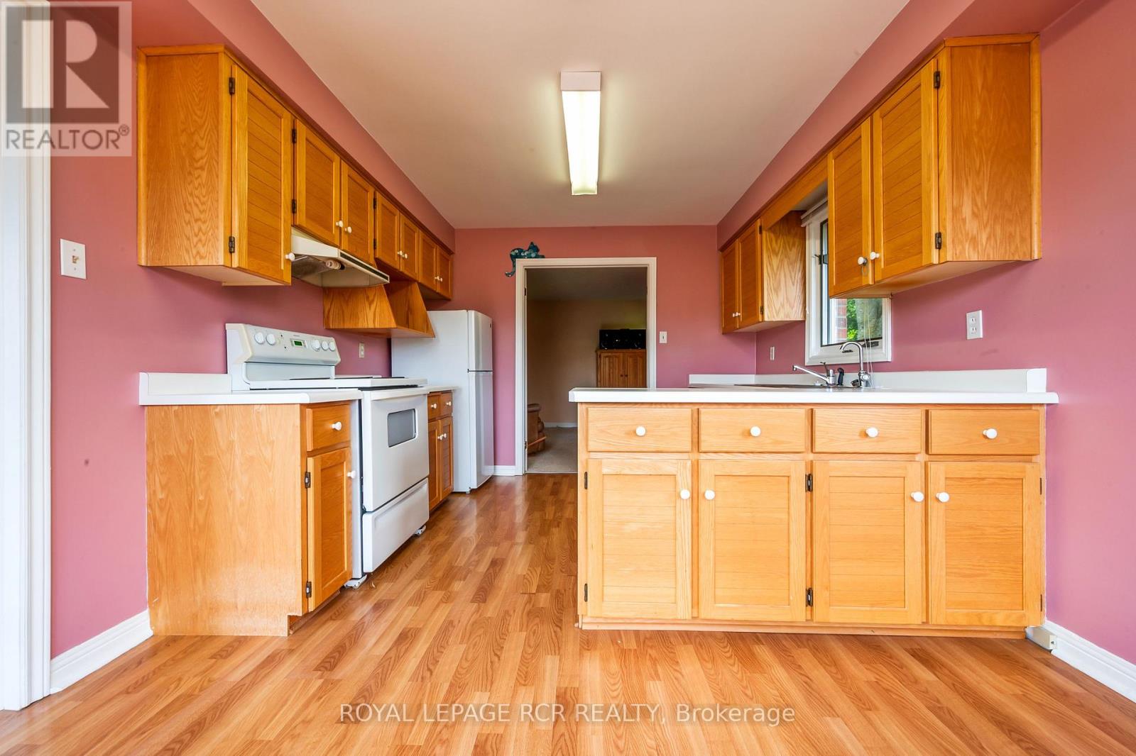 6 Cedar Ridge Court, Erin, Ontario  N0B 1T0 - Photo 15 - X12428774