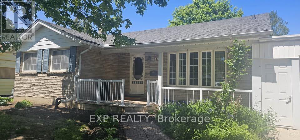 370 GREENBROOK DRIVE, Kitchener, Ontario