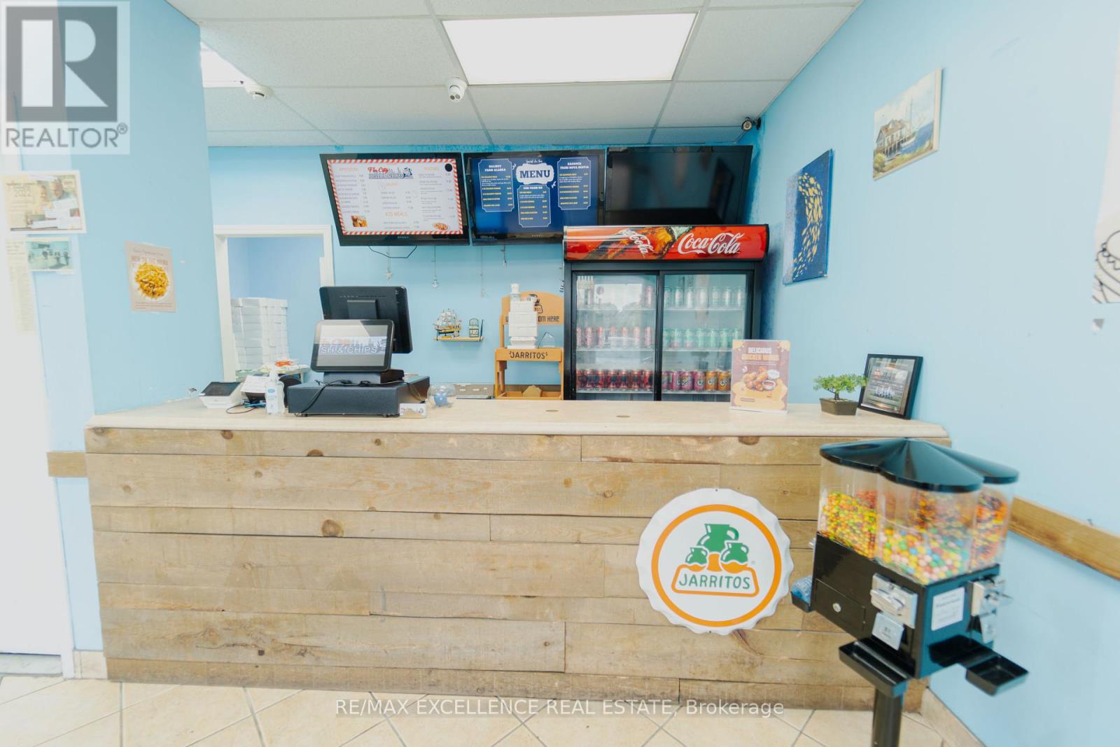 105 - 521 Highway 8, Hamilton, Ontario  L8G 4L6 - Photo 3 - X12428798