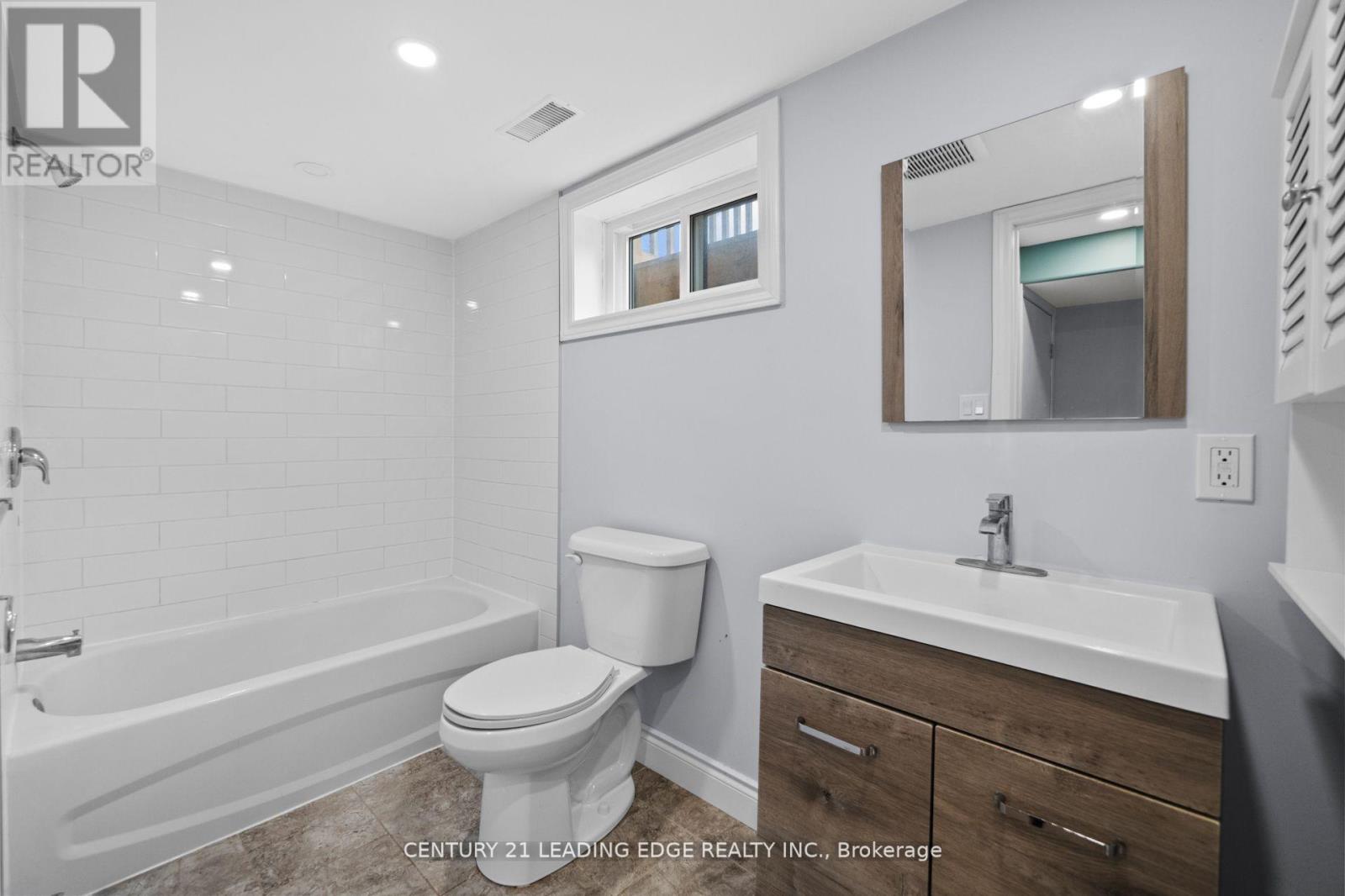 Lower - 427 Krug Street, Kitchener, Ontario  N2B 1K9 - Photo 17 - X12428804