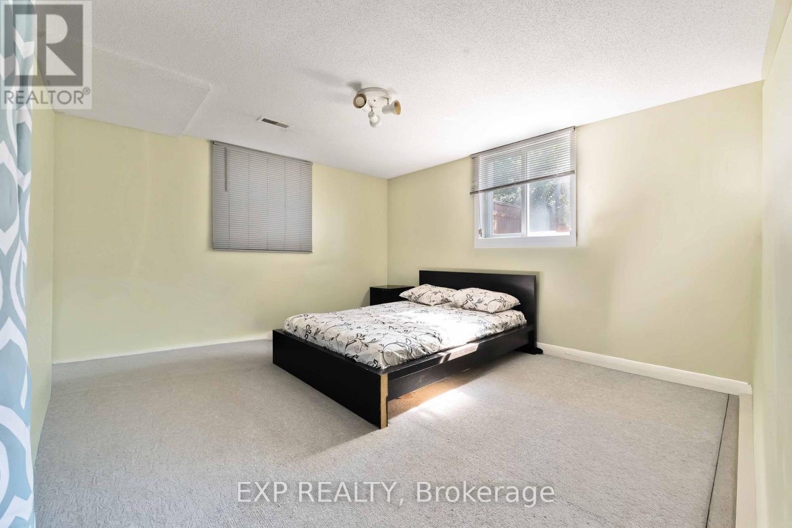 506 Vernon Avenue, Ottawa, Ontario  K1K 1A6 - Photo 9 - X12425217