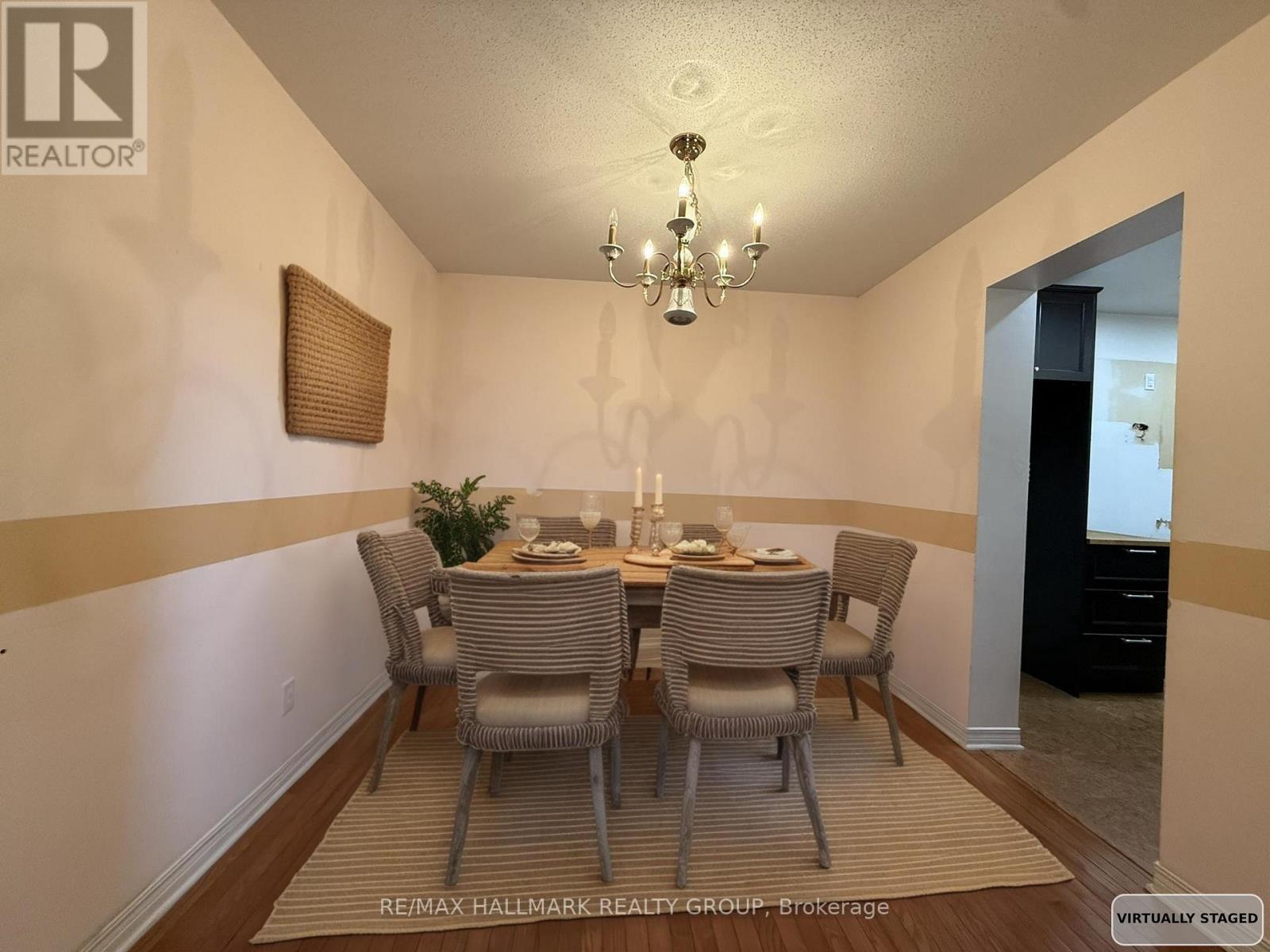 195 Blackdome Crescent, Ottawa, Ontario  K2T 1A6 - Photo 5 - X12428730