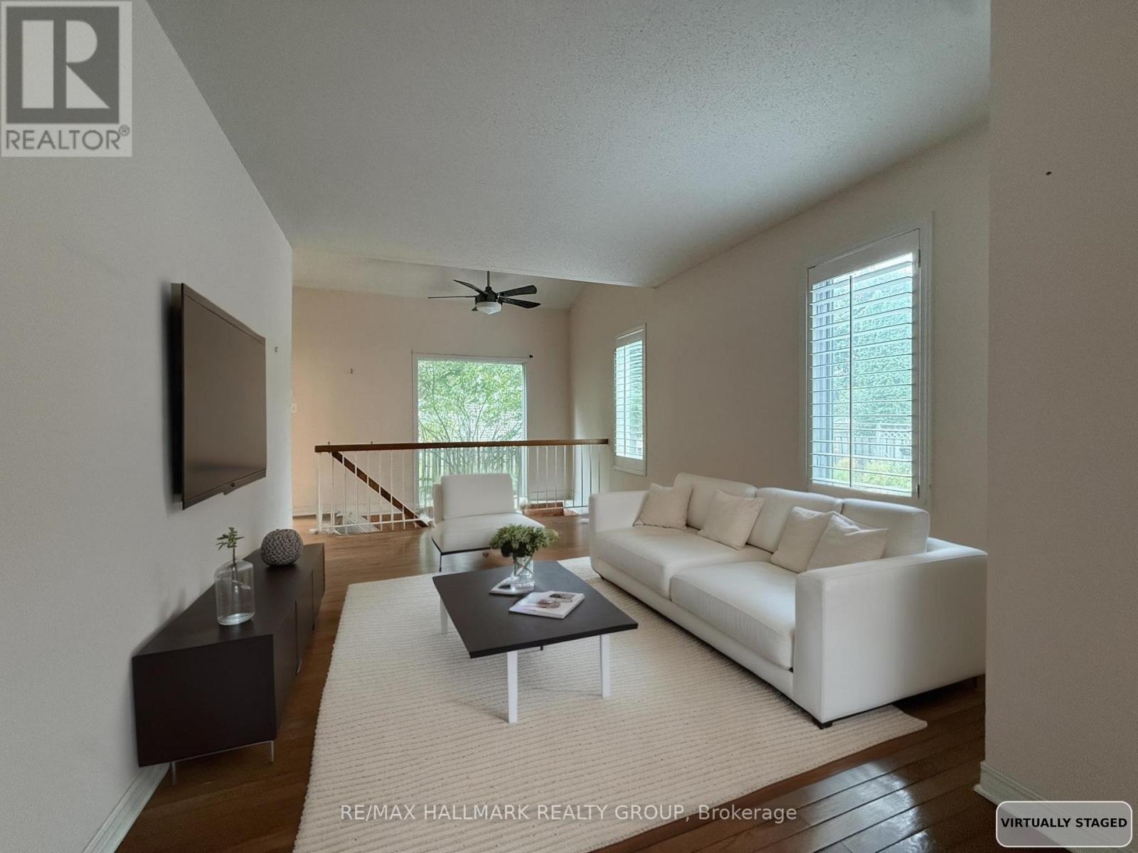 195 Blackdome Crescent, Ottawa, Ontario  K2T 1A6 - Photo 7 - X12428730