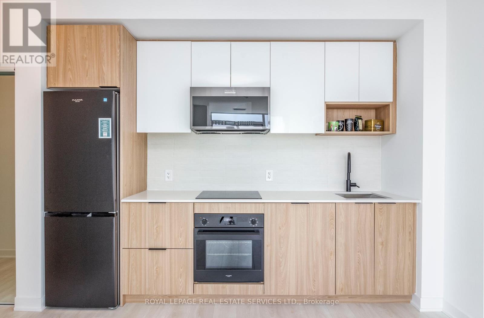1207 - 5 Defries Street, Toronto, Ontario  M5A 0W7 - Photo 8 - C12428829