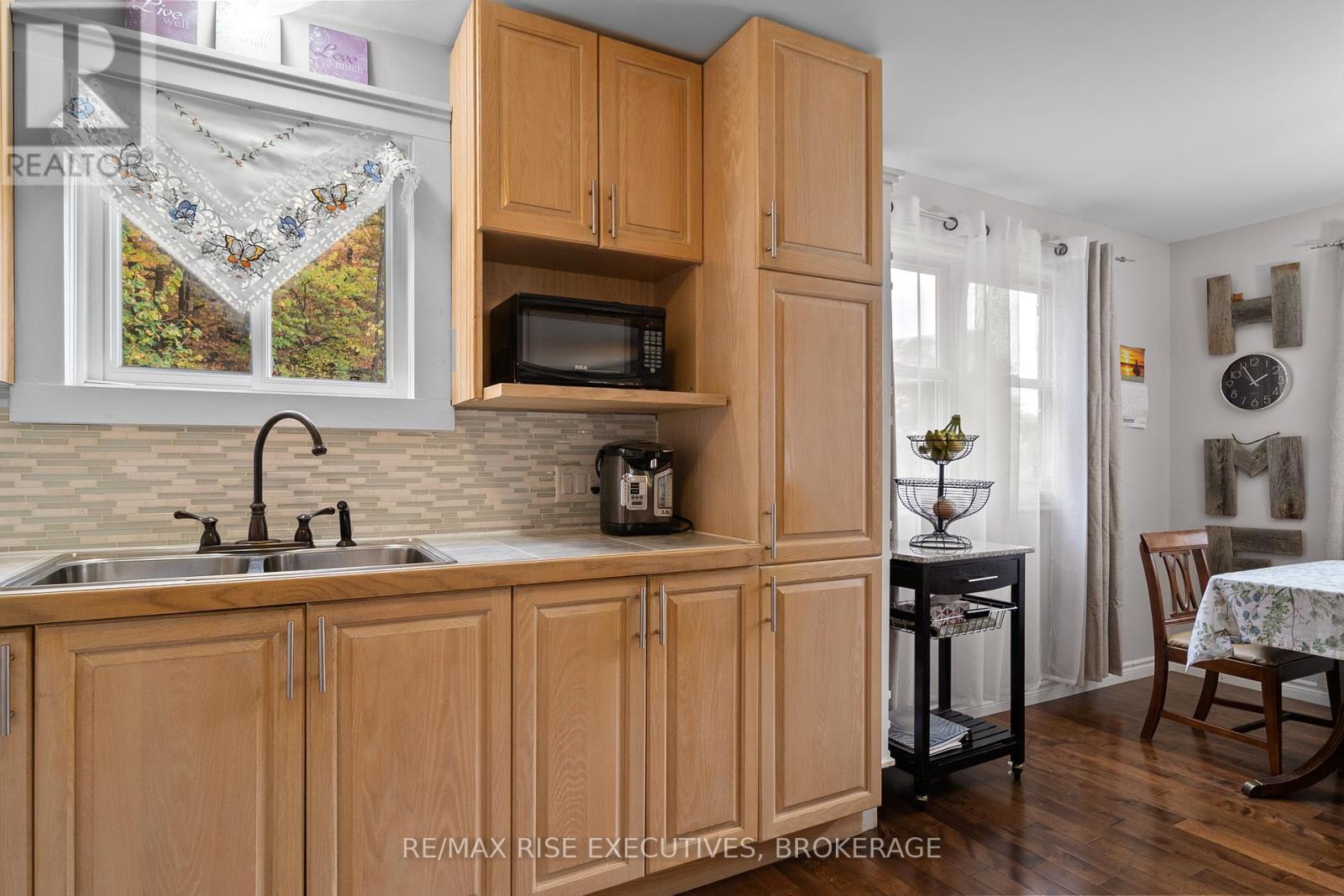 4358 Desert Lake Road, South Frontenac, Ontario  K0H 2W0 - Photo 12 - X12428902