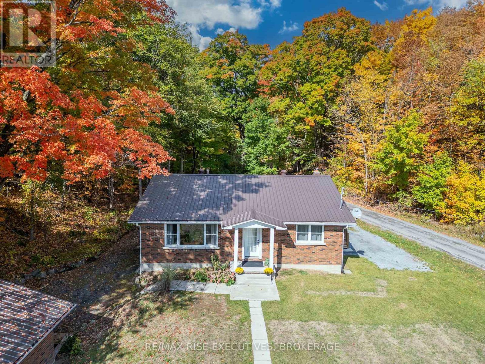 4358 Desert Lake Road, South Frontenac, Ontario  K0H 2W0 - Photo 44 - X12428902