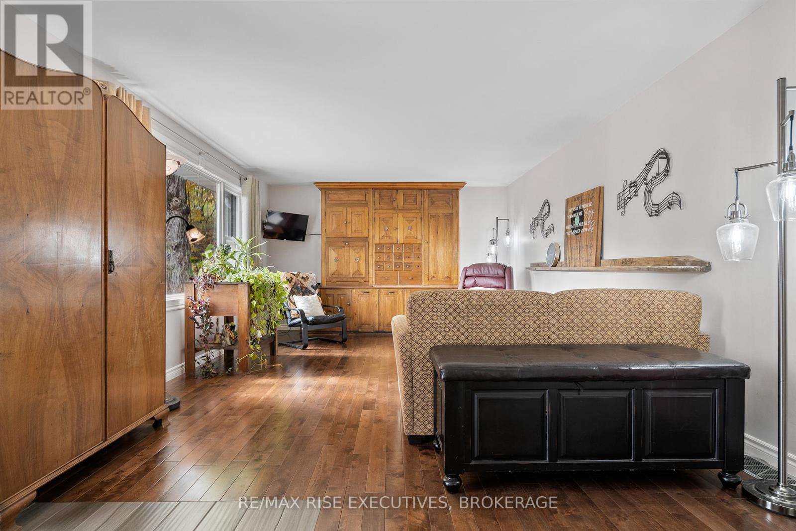 4358 Desert Lake Road, South Frontenac, Ontario  K0H 2W0 - Photo 6 - X12428902