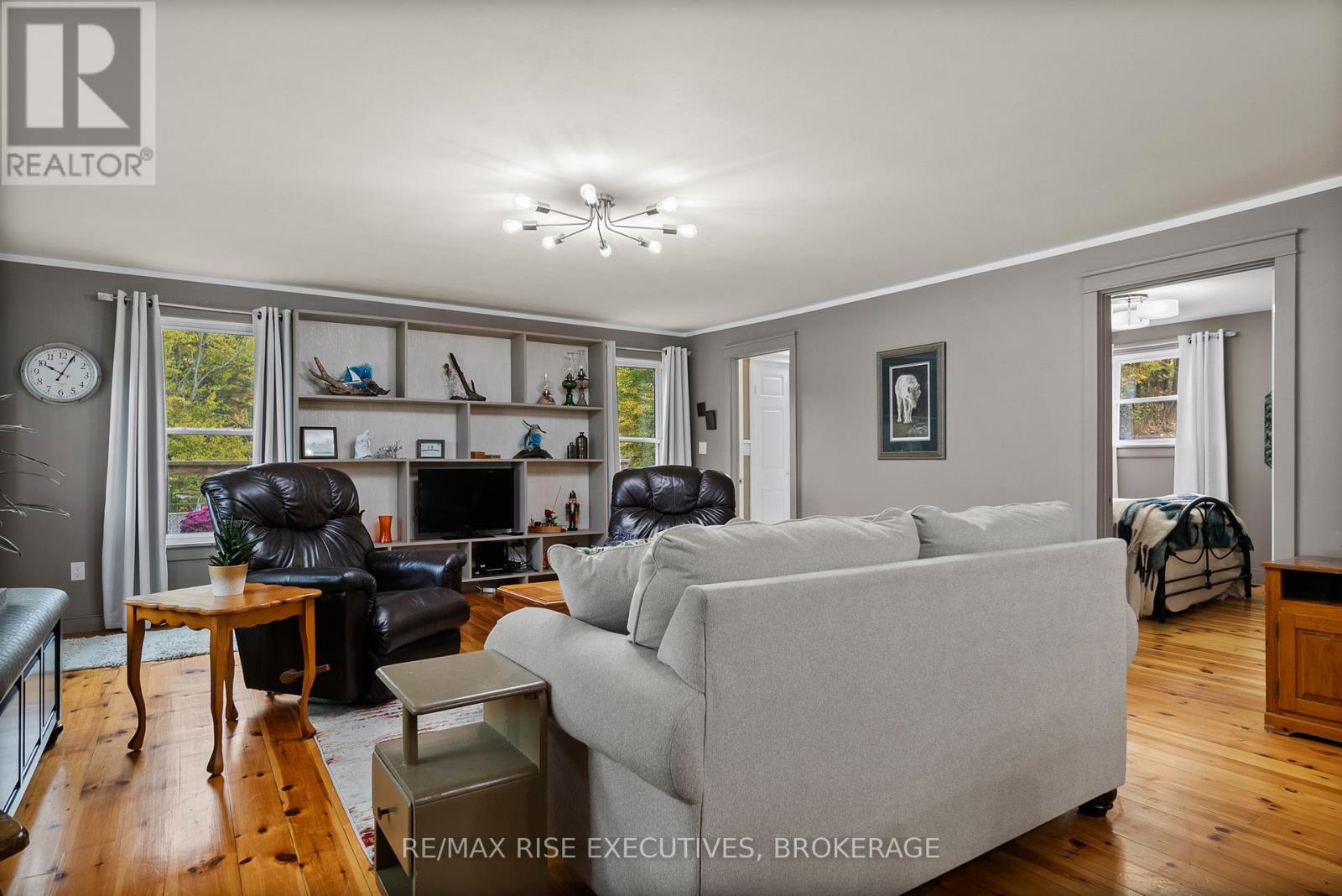 1017 Woods Lane, Frontenac, Ontario  K0H 1W0 - Photo 10 - X12428904
