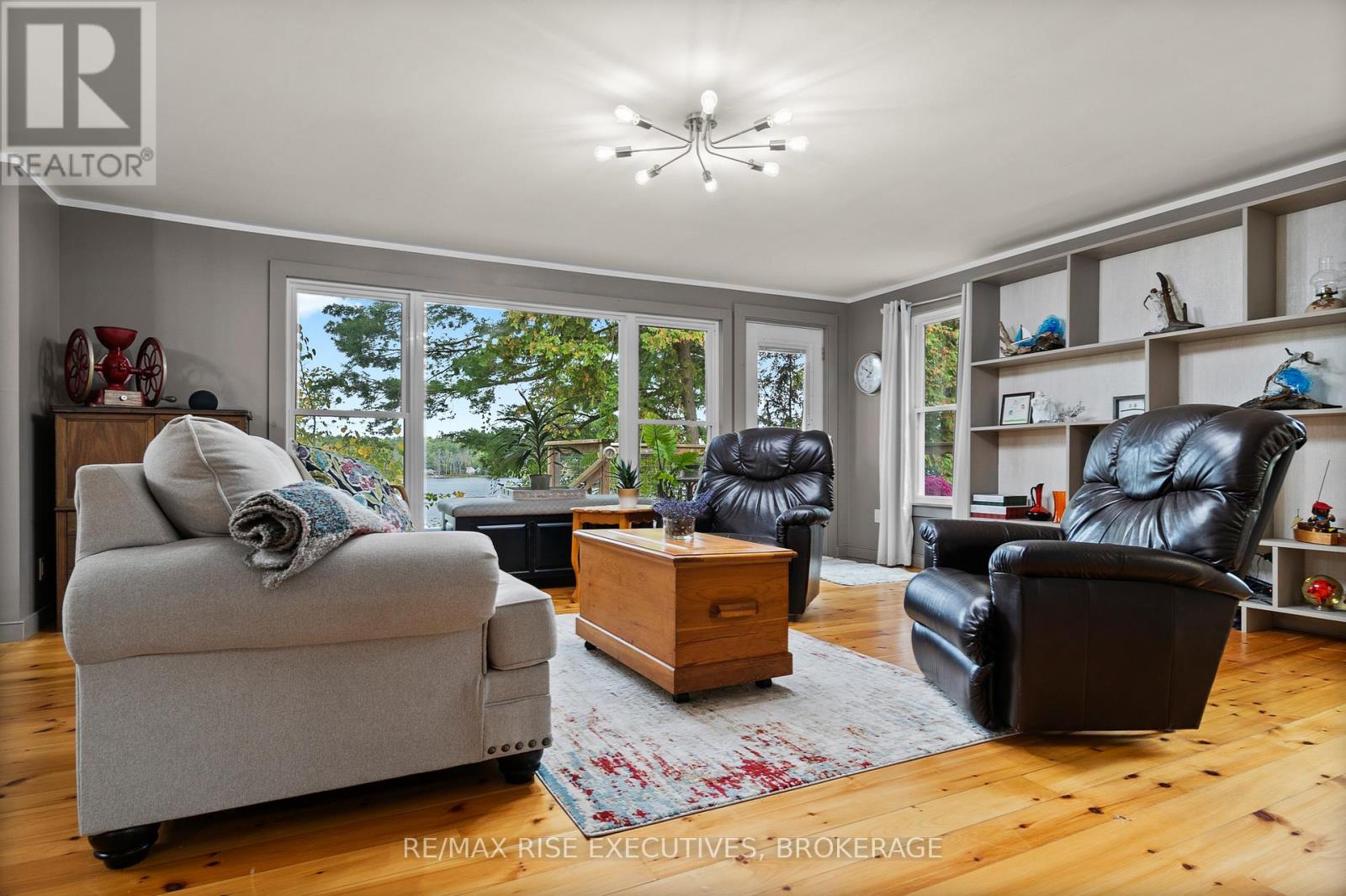 1017 Woods Lane, Frontenac, Ontario  K0H 1W0 - Photo 11 - X12428904