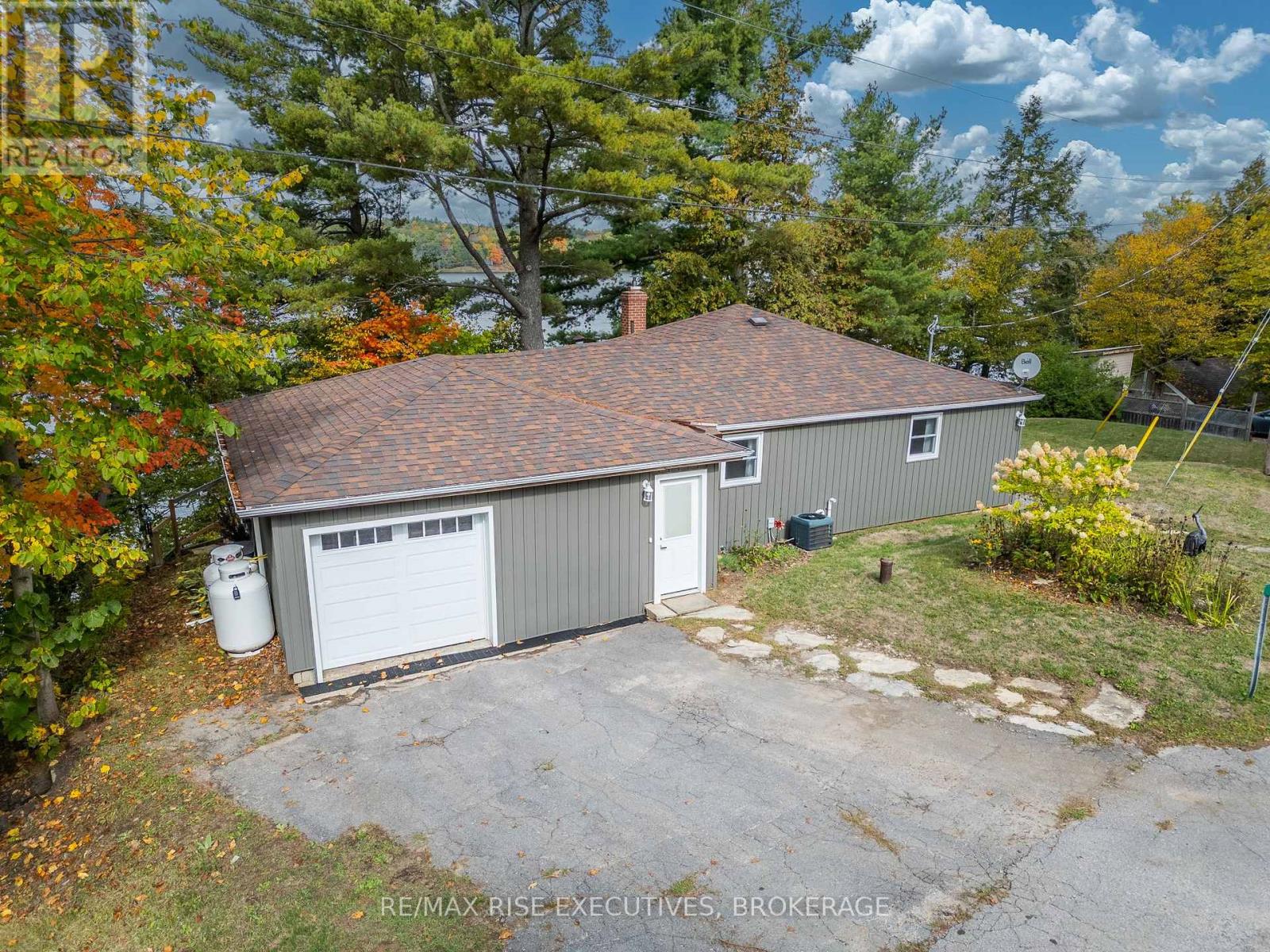 1017 Woods Lane, Frontenac, Ontario  K0H 1W0 - Photo 40 - X12428904