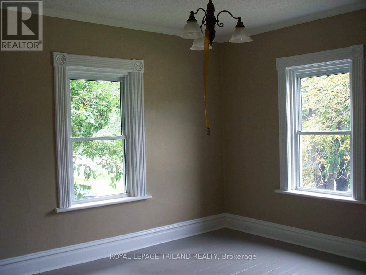55 Main Street S, Lambton Shores, Ontario  N0N 1J0 - Photo 14 - X12429018