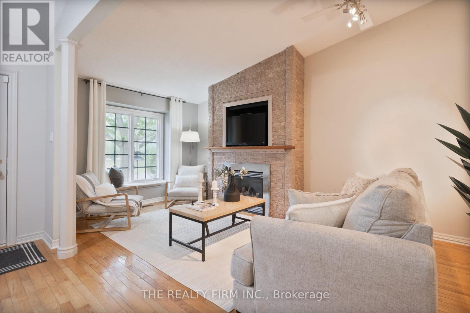 7 - 1241 Hamilton Road, London East, Ontario  N5W 6B3 - Photo 3 - X12429033