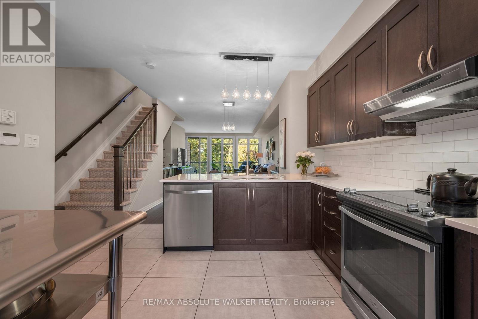 49 Aveia Private, Ottawa, Ontario  K4A 0X1 - Photo 10 - X12428893