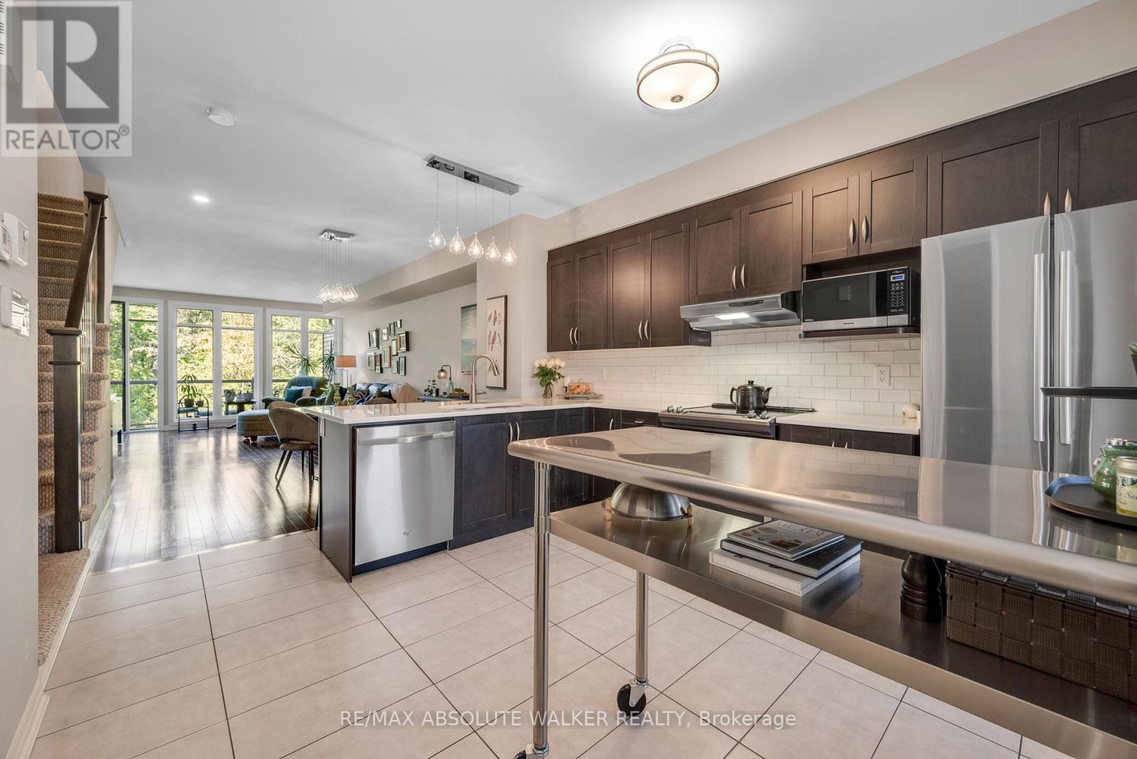 49 Aveia Private, Ottawa, Ontario  K4A 0X1 - Photo 6 - X12428893