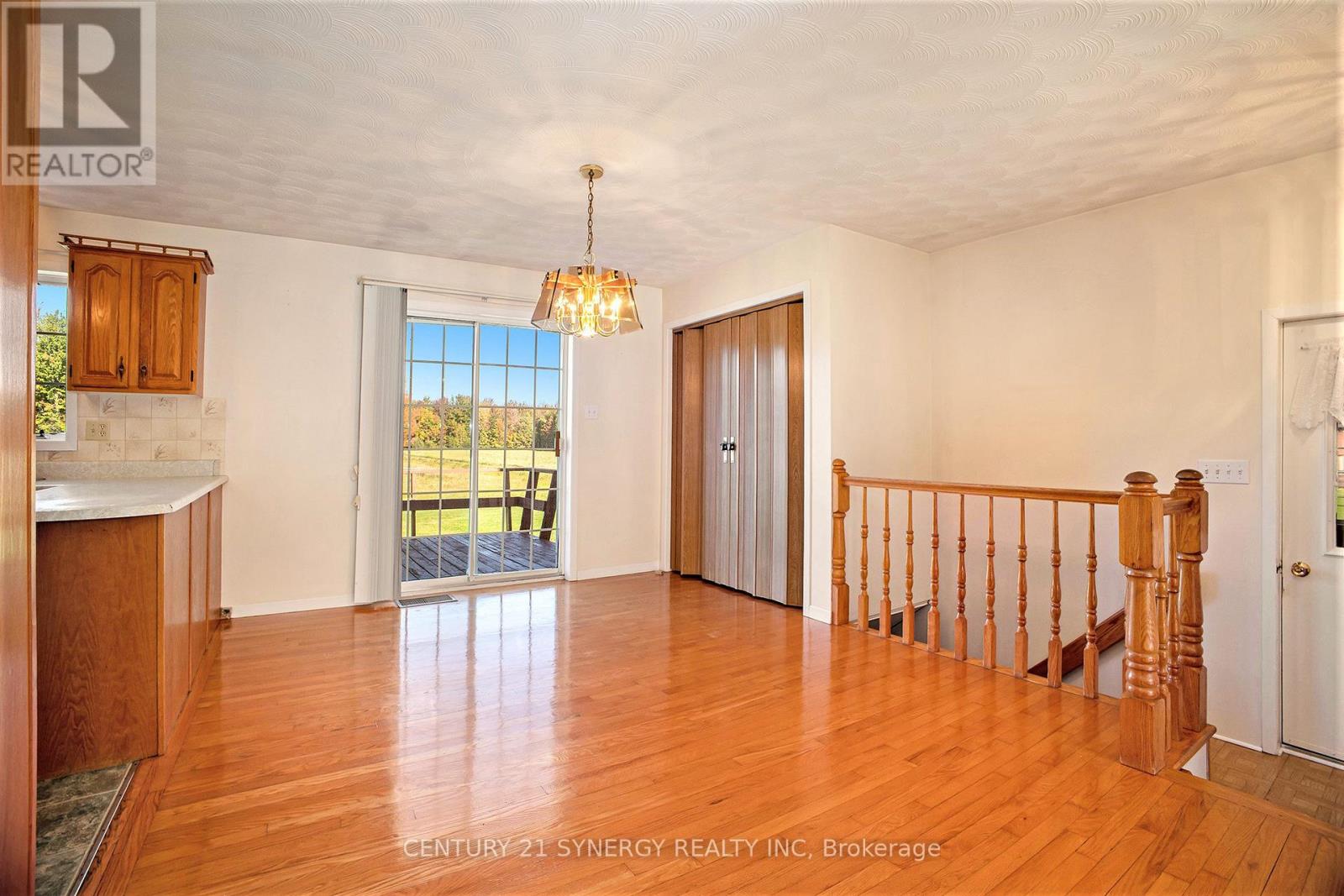 280 Route 300 Road, The Nation, Ontario  K0A 1M0 - Photo 10 - X12428985