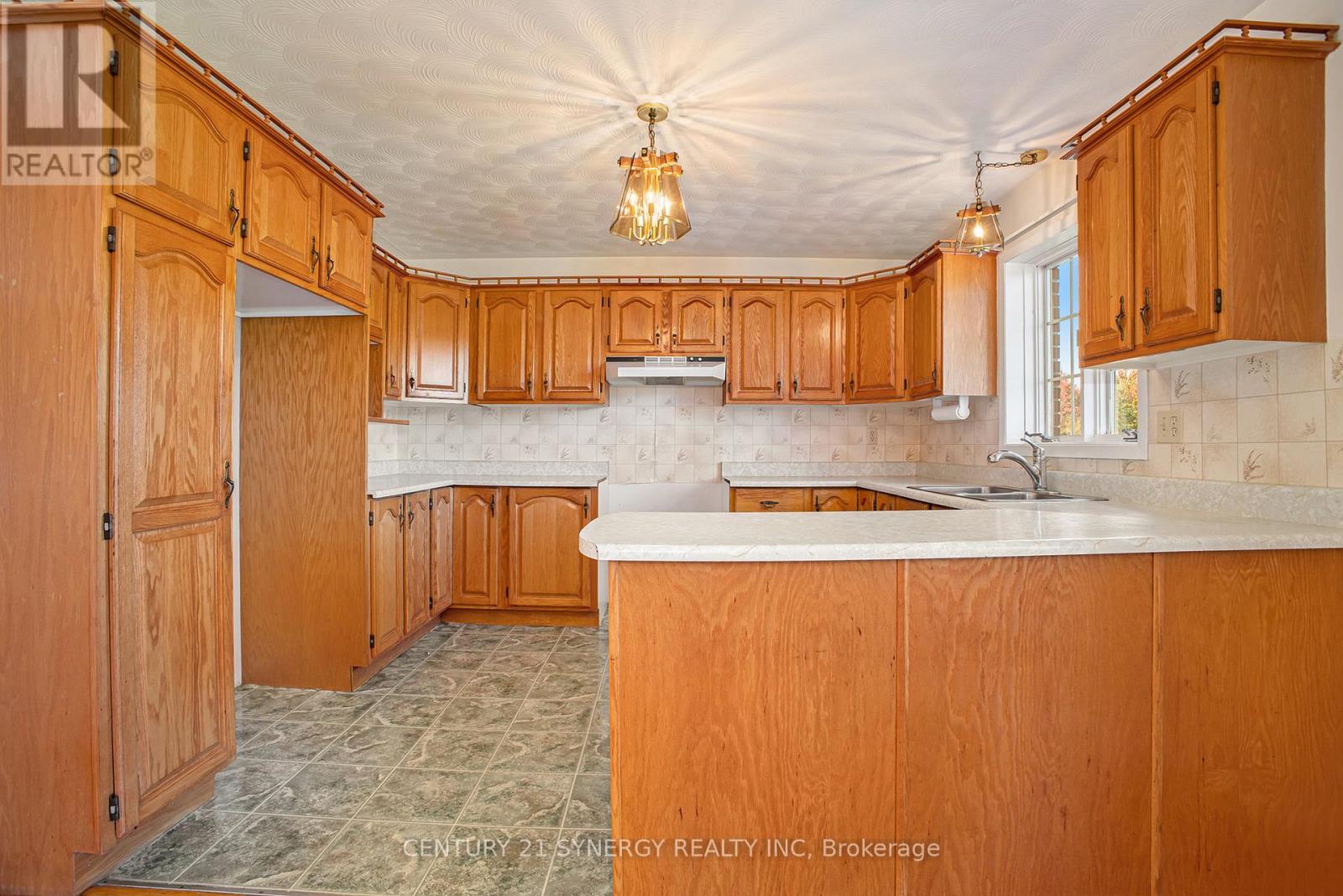 280 Route 300 Road, The Nation, Ontario  K0A 1M0 - Photo 15 - X12428985