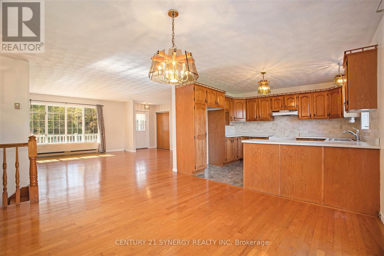 280 Route 300 Road, The Nation, Ontario  K0A 1M0 - Photo 16 - X12428985